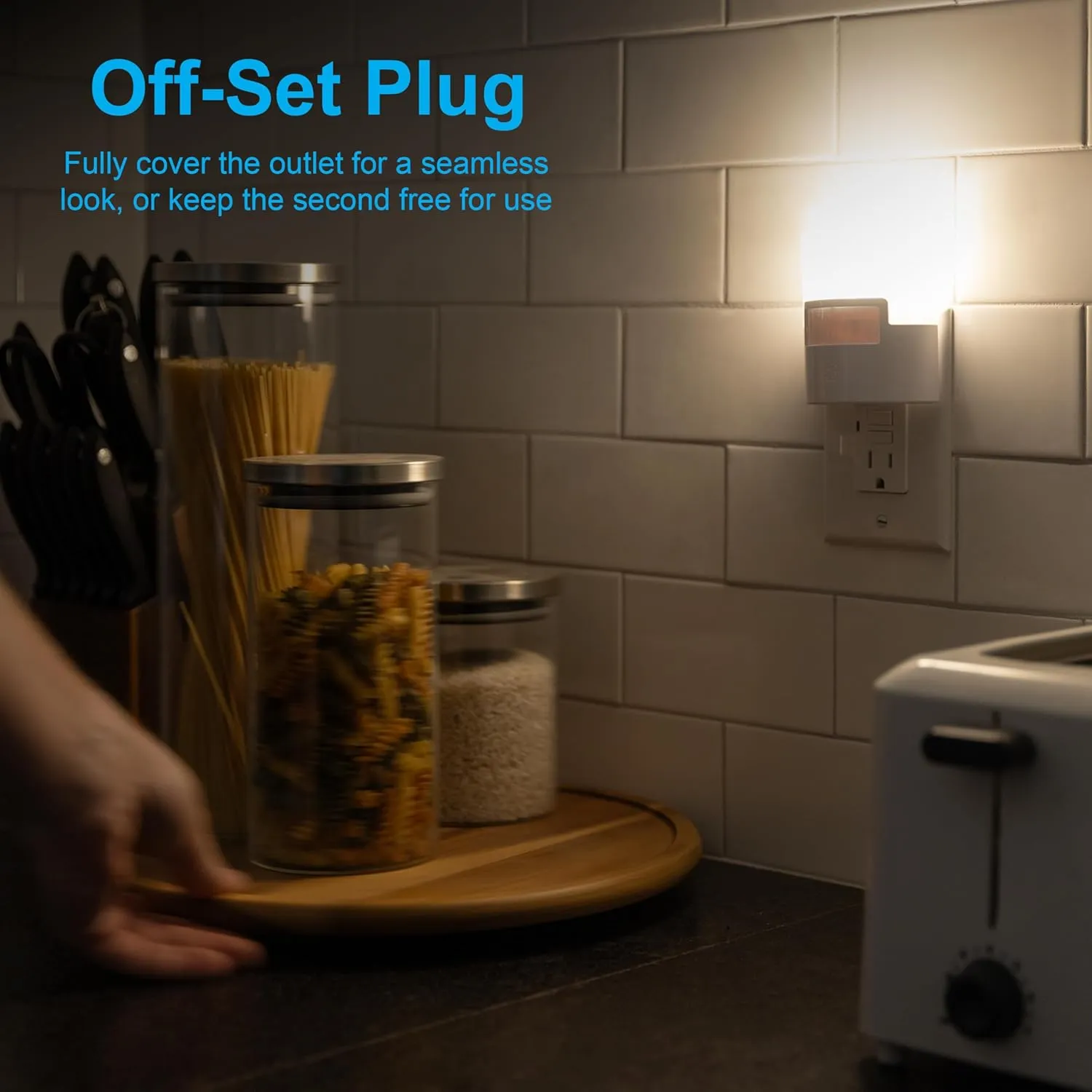 GE LED Motion Sensor Night Light, Plug into wall, 40 Lumens, Soft White, UL-Certified, Energy Efficient, Ideal Nightlight for Bedroom, Bathroom, Kitchen, Hallway, 46632, White, 2 Pack