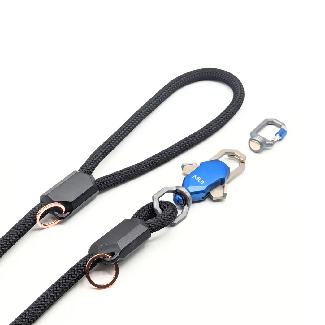 MUi Magnetic Rope Dog Leash